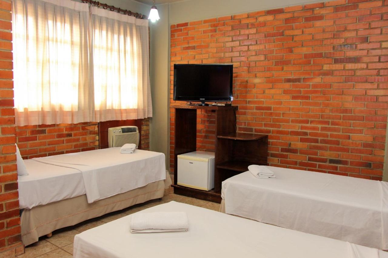 Rede Andrade Goiania Centro Hotel Exterior photo