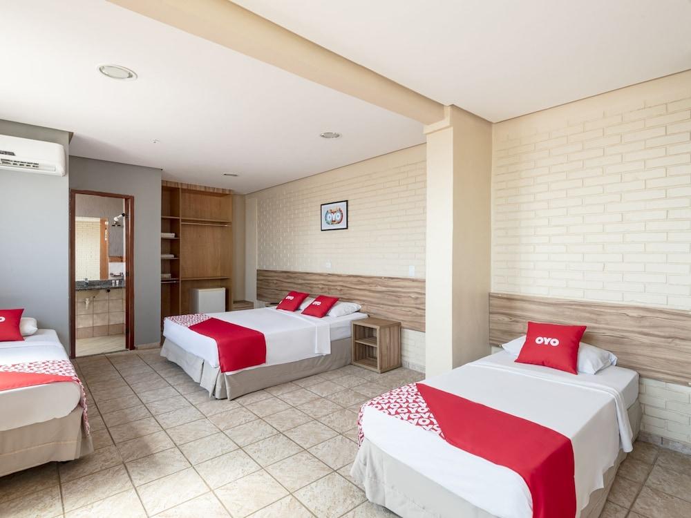 Rede Andrade Goiania Centro Hotel Exterior photo